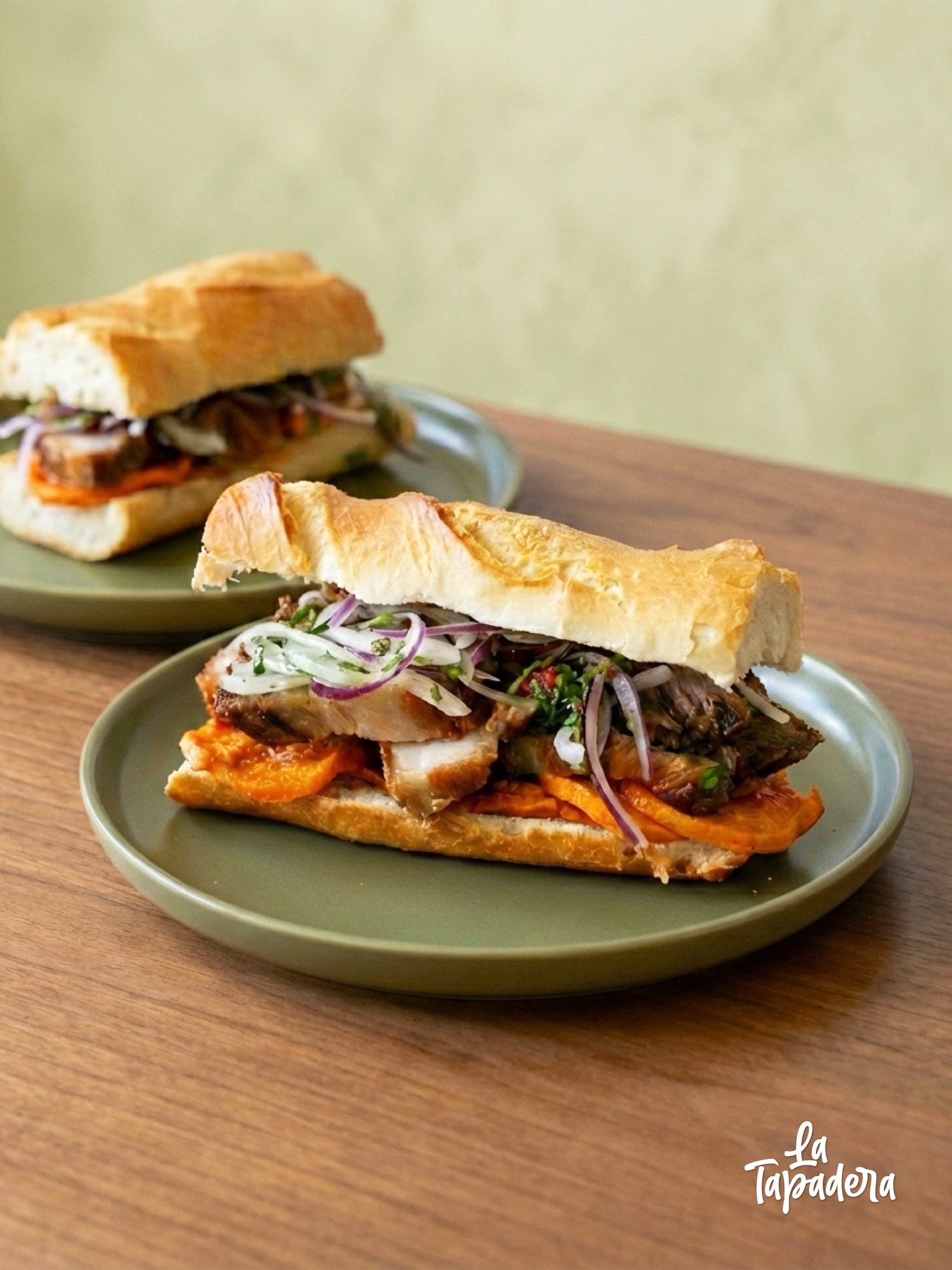 Pan con Chicharrón de Panceta